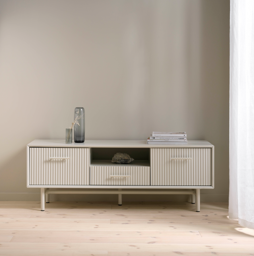 TV spintelė 140 cm PALMA