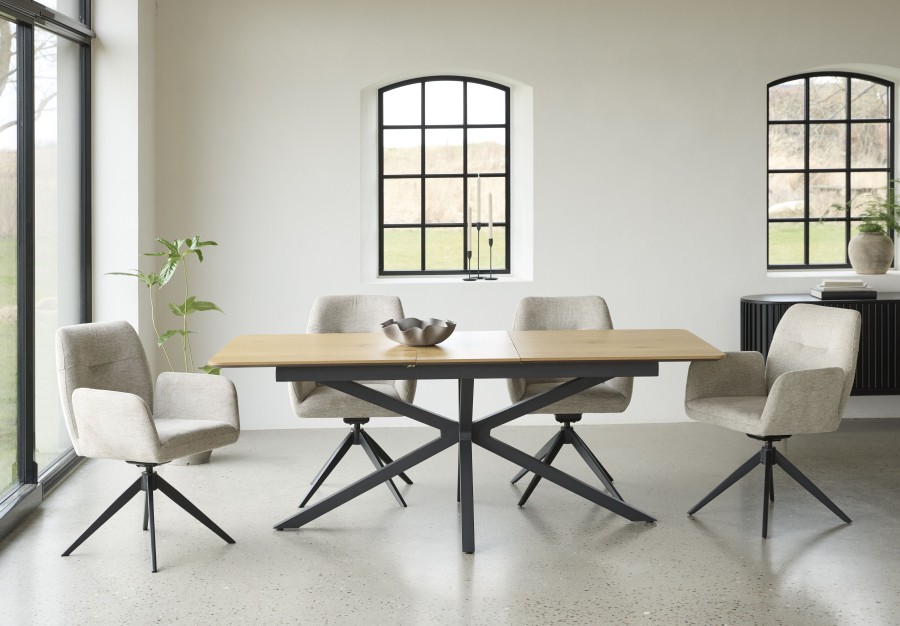 Stalas 90x160-200 cm  CESURA